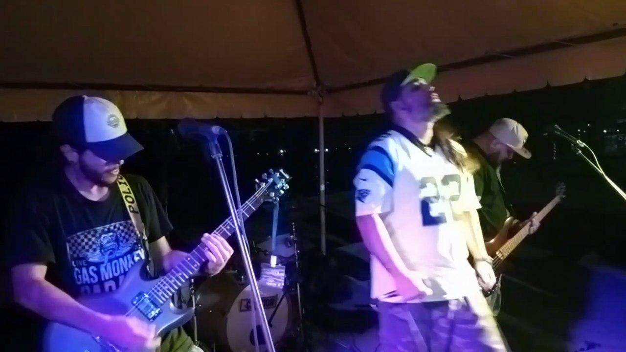 Entrevista realizada a la banda Switch por su 20 aniversario durante el evento Sin Vaselina desde Cienfuegos 05-07-2025 #cuba #rock #hardcore #switch