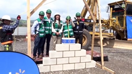 Colocan primera piedra de Walmart Supercenter en Ocotlán