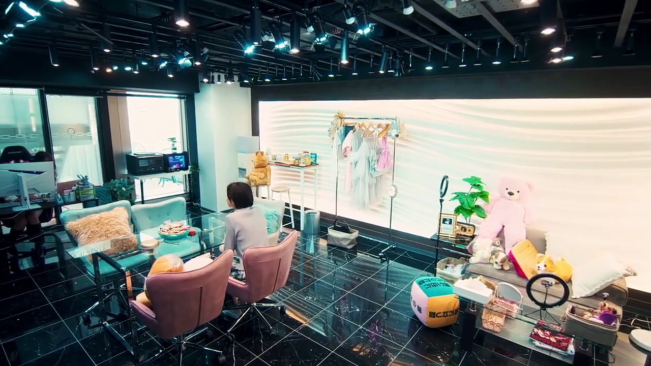  Ep9 cinderella closet 2025 | english sub