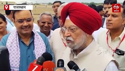 केंद्रीय पेट्रोलियम मंत्री व मुख्यमंत्री ने किया रिफाइनरी का निरीक्षण, पूर्व सांसद जसोल की मौजूदगी बनी चर्चा का विषय!