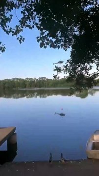 Finistère : Les images spectaculaires d'un crash hier soir d'un hélicoptère bombardier d’eau alors qu'il écopait - Le pilote et son copilote sont indemnes