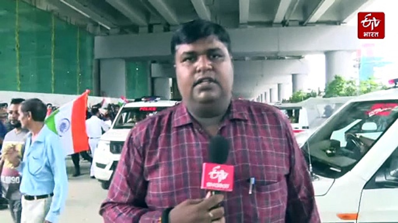 अंतरिक्ष यात्रा से लौटे शुभांशु शुक्ला लखनऊ पहुंचे, LIVE; 20 किमी का रोड शो, CMS में सम्मान समारोह, एस्ट्रोनॉट बनकर बच्चों ने किया स्वागत