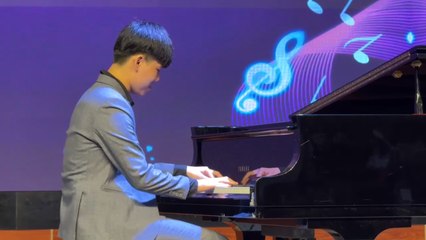 Đặng Công Đức plays Lúng liếng, Đặng Hữu Phúc