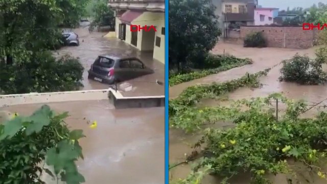 Hindistan’da muson yağmurları nedeniyle 303 kişi hayatını kaybetti