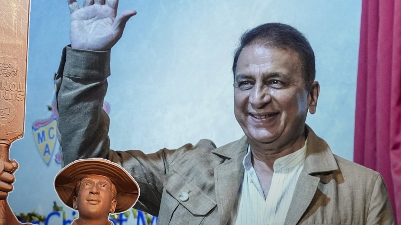 Sunil Gavaskar अपनी स्टैच्यू देखकर हुए भावुक!
