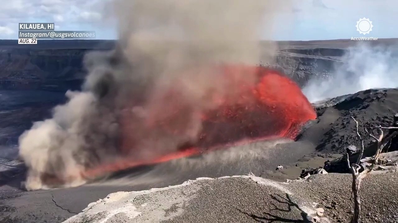 Towering lava fountain launches from Hawaii's Kilauea volcano