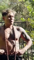 قصف المشاعر Ar - Full Movie