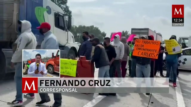 Familiares de taxista desaparecido en Jilotepec, bloquean la México-Querétaro exigiendo justicia