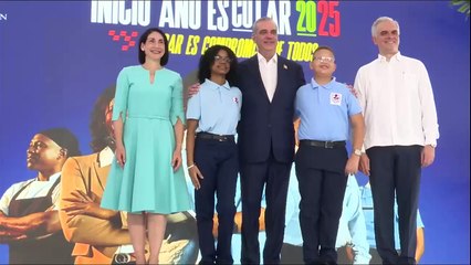 Presidente Abinader llama a los padres a acompañar y motivar a sus hijos en el nuevo año escolar 2025-2026