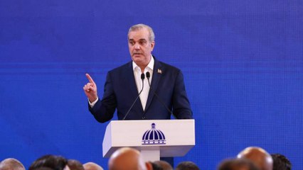 Abinader responde a Danilo "que hablará más" y defiende transparencia en su gestión