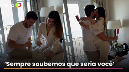 Grávida, Camila Queiroz faz ‘chá revelação’ simples com Klebber Toledo: ‘Sempre soubemos’