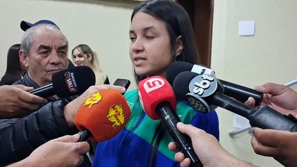 Câmara de Apucarana entrega moção de aplausos à atleta Madelaine Gomes