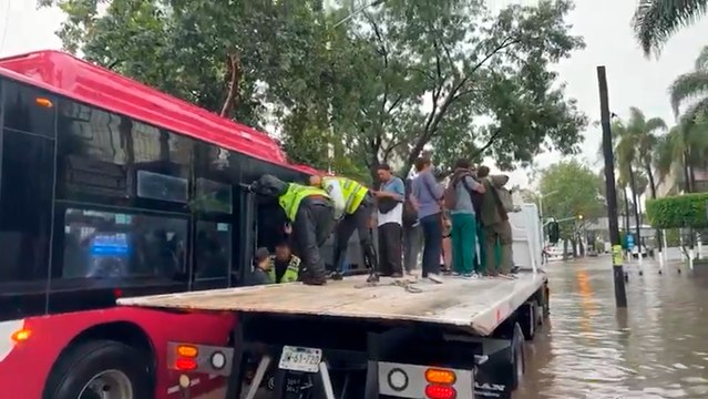 Fuertes lluvias provocan inundaciones en varios lugares de México