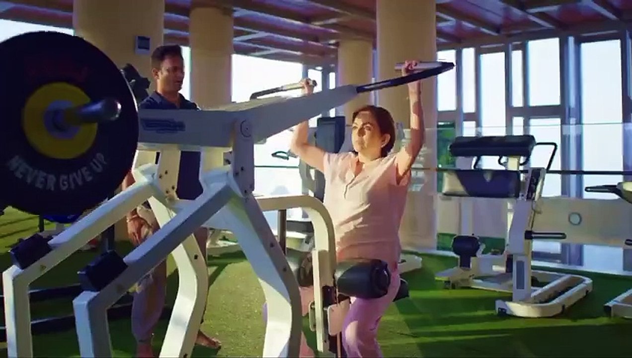 नारी सिर्फ प्रेम, करुणा और ममता की मूरत ही नहीं, बल्कि शक्ति, आत्मविश्वास और सफलता की पहचान भी है। समस्त नारीशक्ति को #अंतरराष्ट्रीय_महिला_दिवस की हार्दिक बधाई एवं शुभकामनाएं।  #NitaAmbani #InternationalWomensDay #FitnessAtEveryAge #HerCircle #StrongHerMo