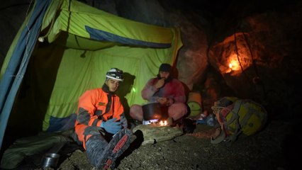 Journey to the Center of the Earth (It Took 8 Days, I Lost 10kg)