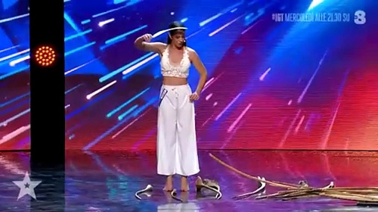 Marula-s-SHOCKING-Balance-Act-Stuns-Ever_37