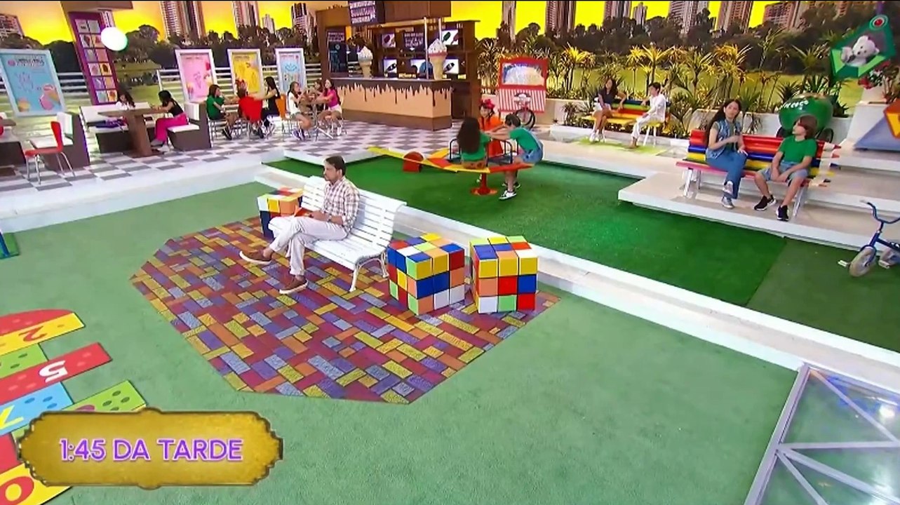 CHAMADA - FERIADÃO SBT - A PRACINHA - CHAPOLIN - CHAVES [04 03 2025]