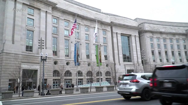 Suprema Corte dos EUA rejeita ordem de Trump de congelar ajuda internacional