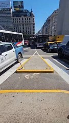 La 9 de Julio es un caos por el apagón