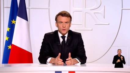 Macron asegura que Francia deberá aumentar "su gasto en defensa"