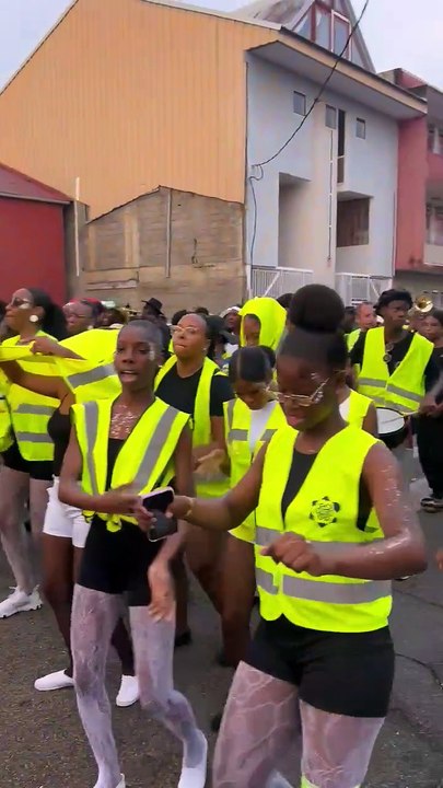 Ultime parade à Cayenne, lors du Mercredi des cendres.
