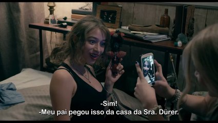 Vamos assustar a Julie | movie | 2020 | Official Trailer