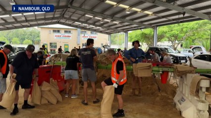 Cyclone Alfred Approaching: Essential Tips for Safety & Preparedness 🌪️