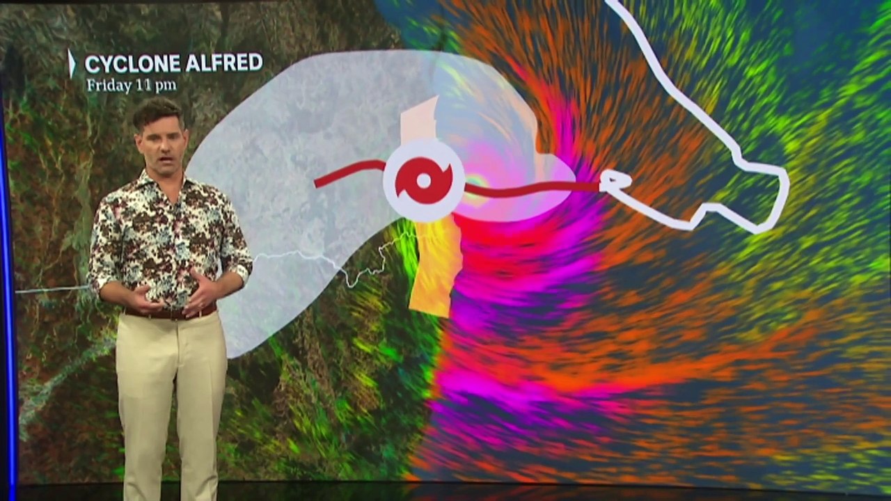Cyclone Alfred landfall delayed