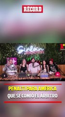¿ERA PENALTI Así fue la reacción de @soyalejandrogomez y sus invitados, tras la polémica mano que no marcó el árbitro en el área de Chivas.