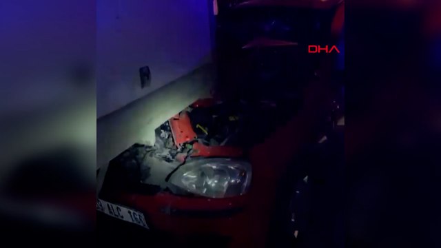 Hem alkollü hem ehliyetsiz sürücü kamyona çarptı: 5 yaralı