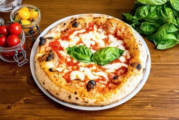 Les 3 secrets du meilleur pizzaiolo du monde pour cuire une pizza parfaite à la maison