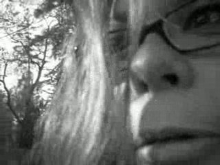 bibi,trés douée de ses jambes