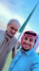 الوليد بن طلال مع فيصل العيسى يحتفي بشباب البومب 13