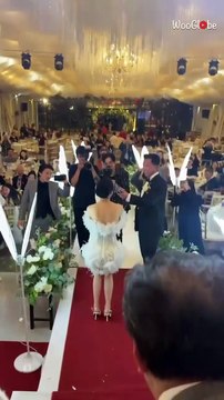 Heartfelt proposal: Gentleman proposes his sweetheart during her sister’s wedding