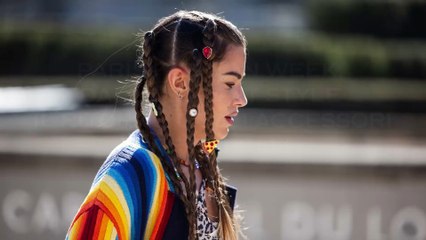Paris Fashion Week: dallo street style ritornano gli accessori per capelli