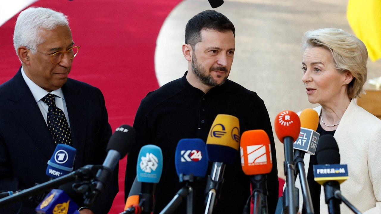 Zelenski y von der Leyen a su llegada a la cumbre: "Habéis enviado una señal clara al pueblo ucranio"