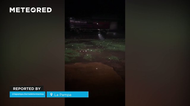Extreme hailstorms in several regions of Argentina! Multiple supercells have caused significant property damage