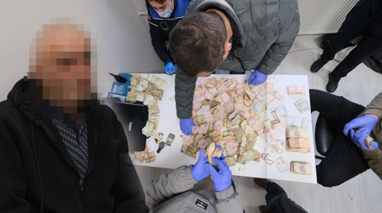 Dilencinin üzerinden çıkan para şoke etti! 6 zabıta personeli zor saydı