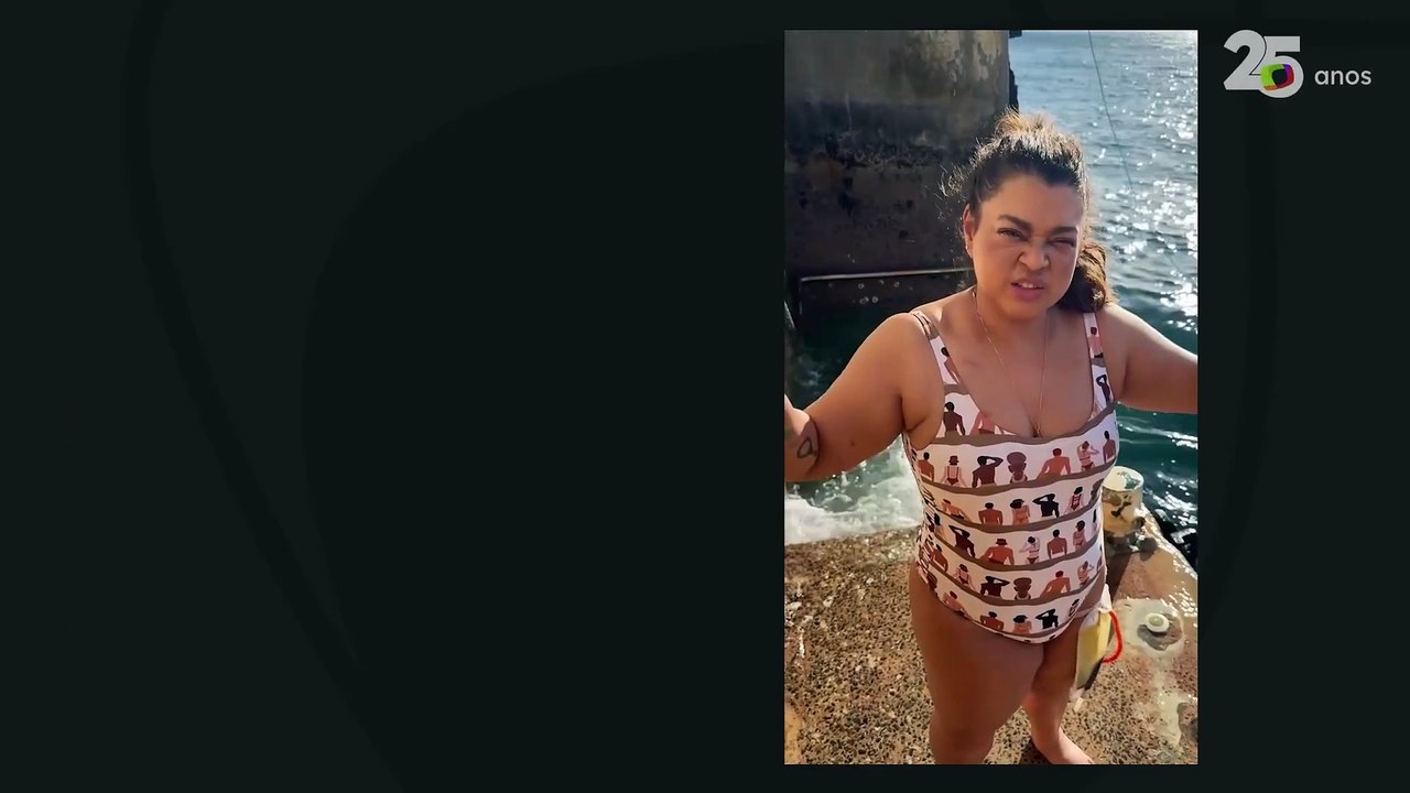 Preta Gil toma banho de mar pela primeira vez após a alta