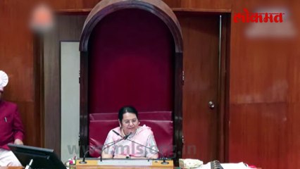 अविश्वास प्रस्ताव असताना निलम गोऱ्हे उपसभापतींच्या खुर्चीवर.