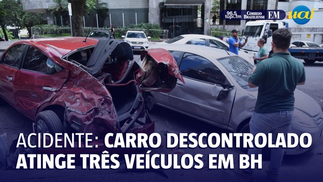 Carro descontrolado atinge 3 veículos estacionados no Funcionários em BH
