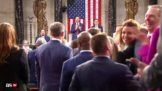 Trump's Explosive Entrance to Capitol Sparks Loud 'USA' Chants from Republicans