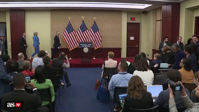 House Democrats Unite at U.S. Capitol to Oppose Trump After His Speech