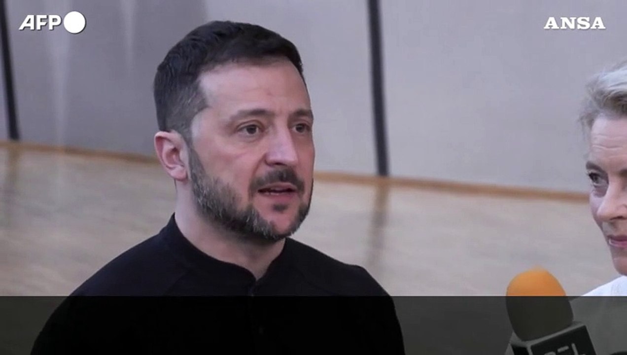 Zelensky ringrazia l'Europa al summit sulla crisi: "Non siamo soli"