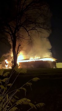 Incendio a Cavidole di Castelnuovo: stalla mangiata dalle fiamme