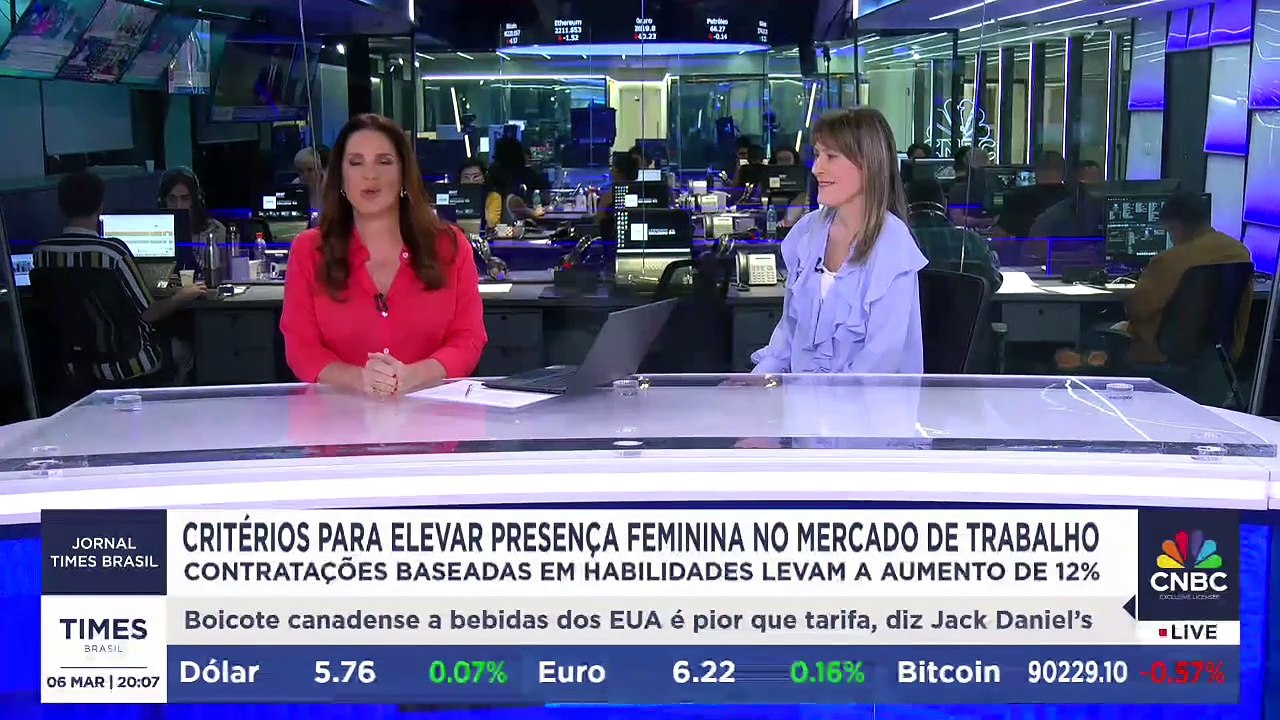 Contratação por habilidades amplia presença feminina no Brasil; Head do LinkedIn Brasil explica