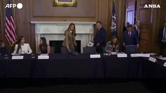 Melania Trump torna in scena, al Capitol contro revenge porn