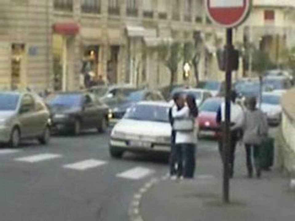 Dark Vador sur le Scoot d'Anaïs xD