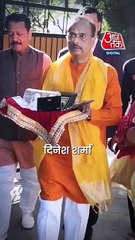 Delhi में BJP सांसदों ने नेमप्लेट पर बदल दिया सड़क का नाम