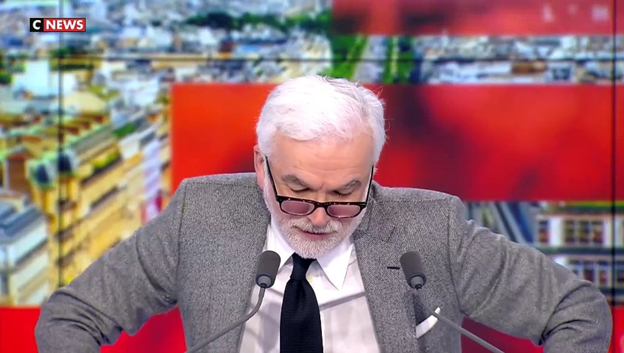 L'édito de Pascal Praud : «Emmanuel Macron / Vladimir Poutine : l'escalade verbale»